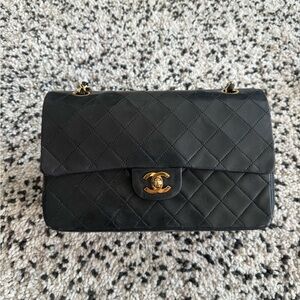 Chanel Black Medium Classic Flap Shoulder Bag with Gold Hardware